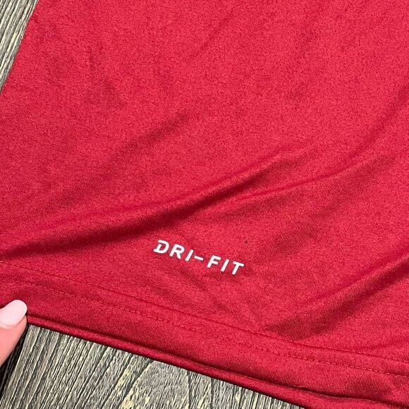 NWOT Nike Dri-Fit Mens T-Shirt Long Sleeve Crewneck Pullover Lightweight Red S - Picture 2 of 5